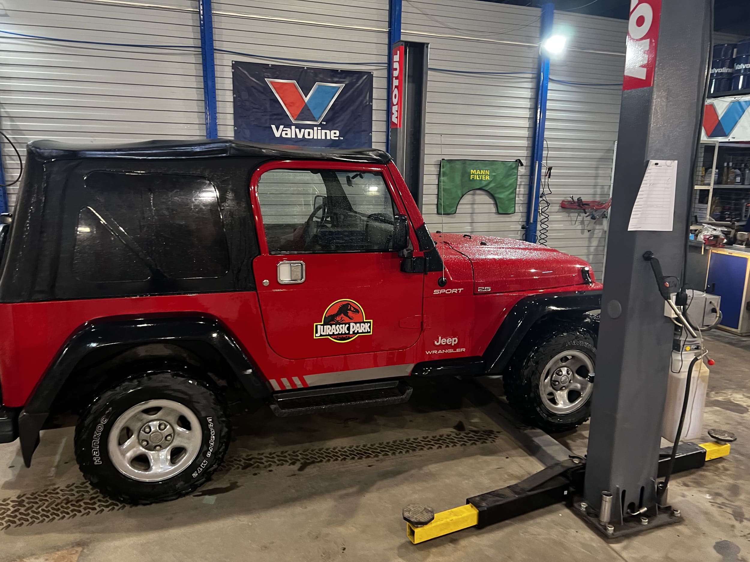 Замена тормозной жидкости