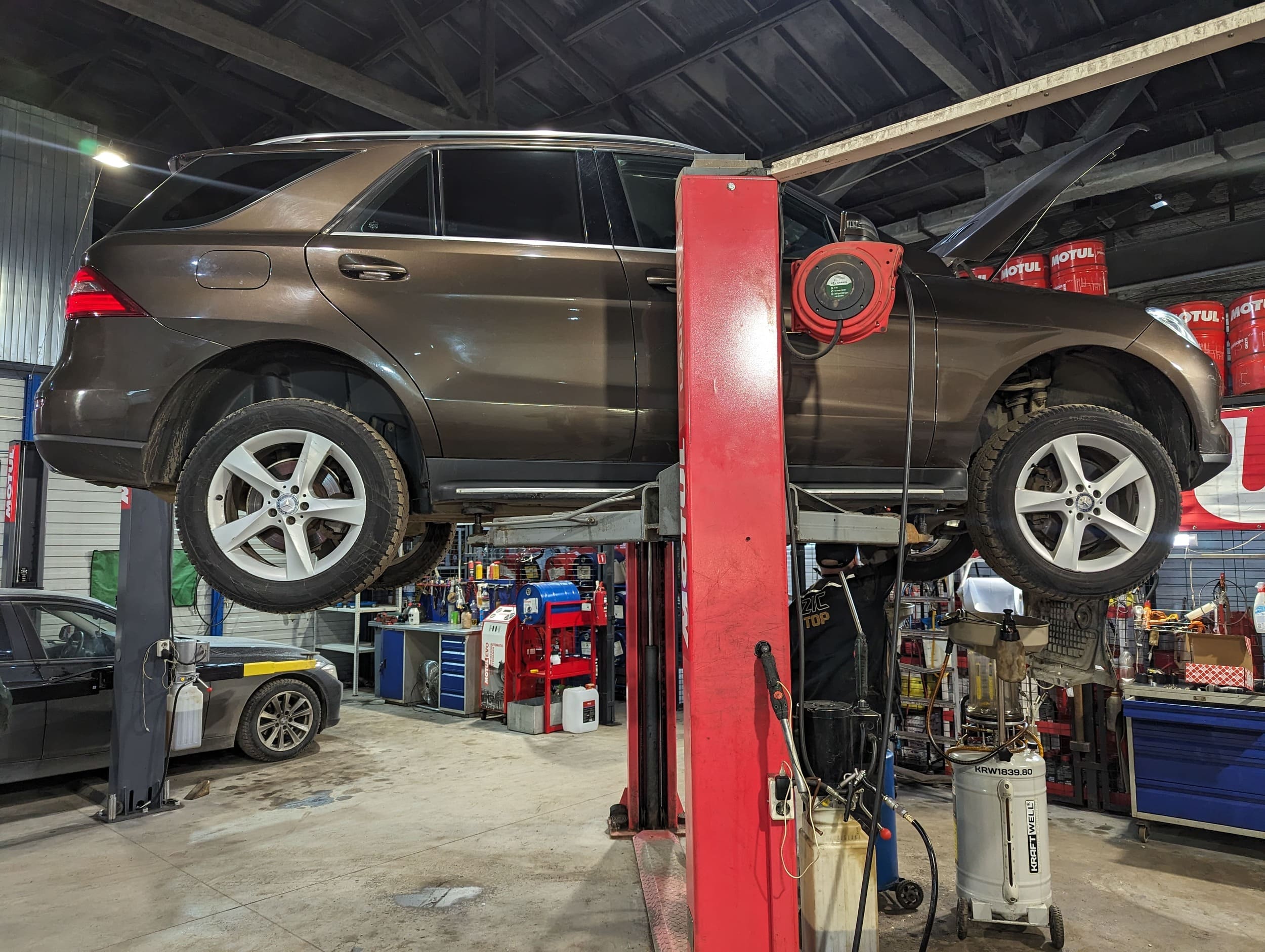 Замена масла в двигателе