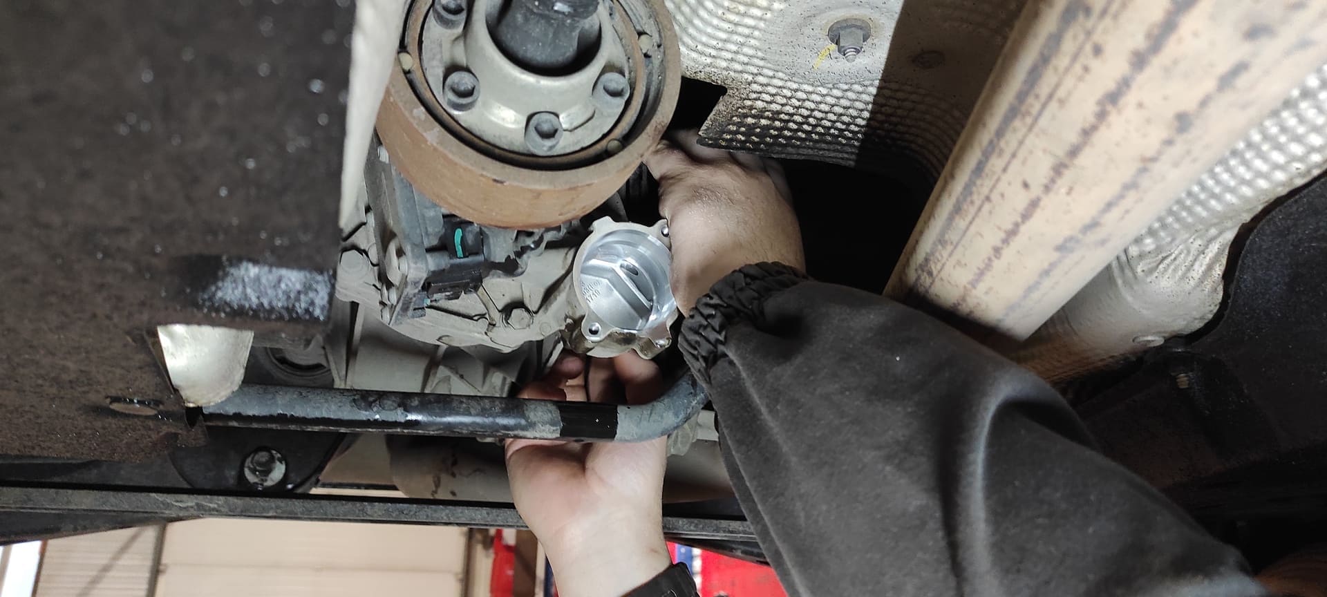 Замена масла в муфте Haldex