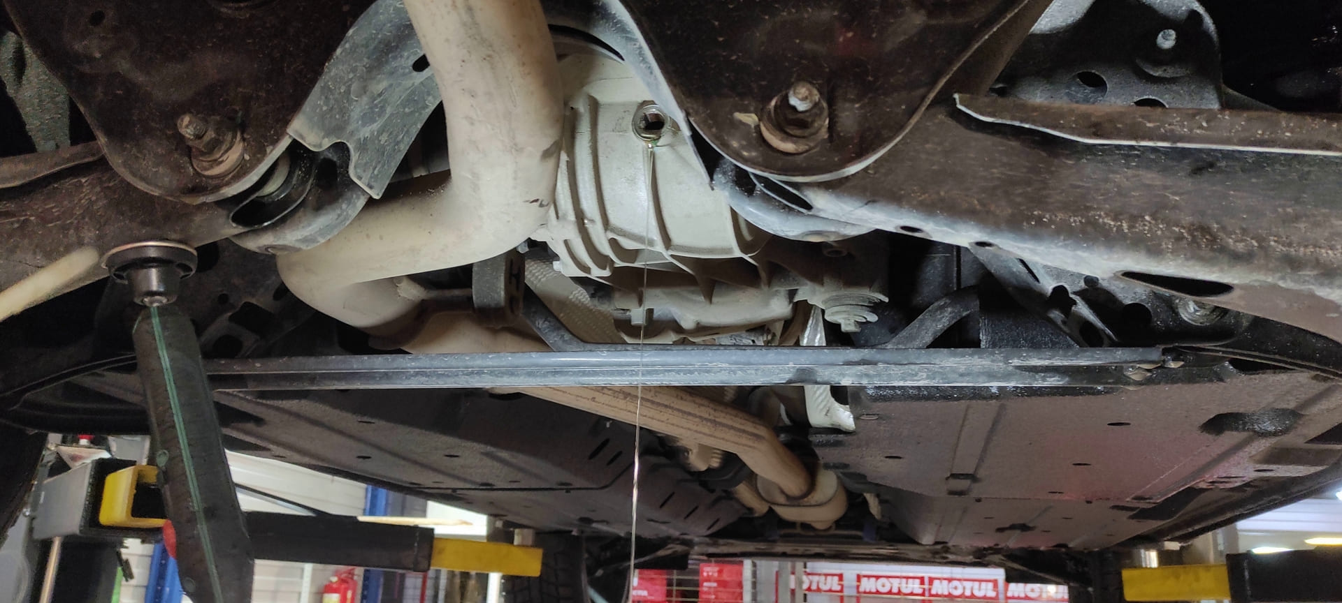 Замена масла в раздатке