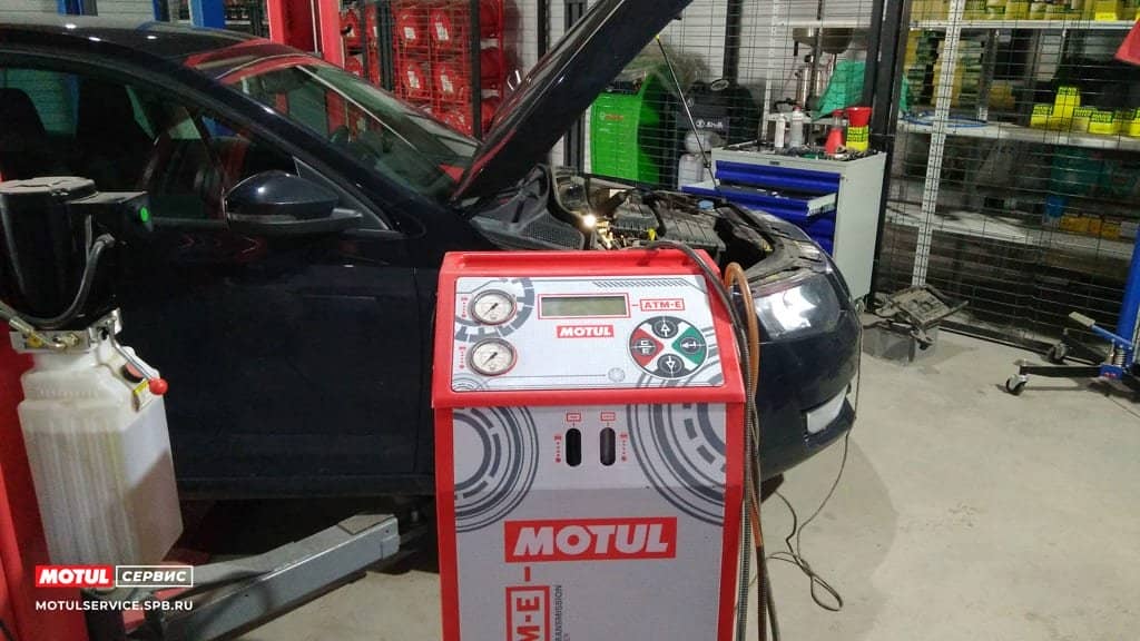 Skoda Octavia | Пол­ная аппа­рат­ная заме­на мас­ла в АКПП 09G