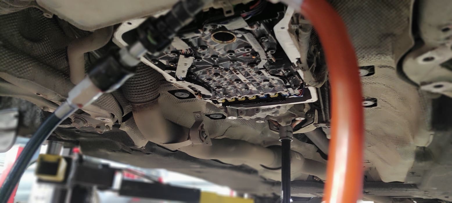 А вот так выглядит АКПП без поддона.