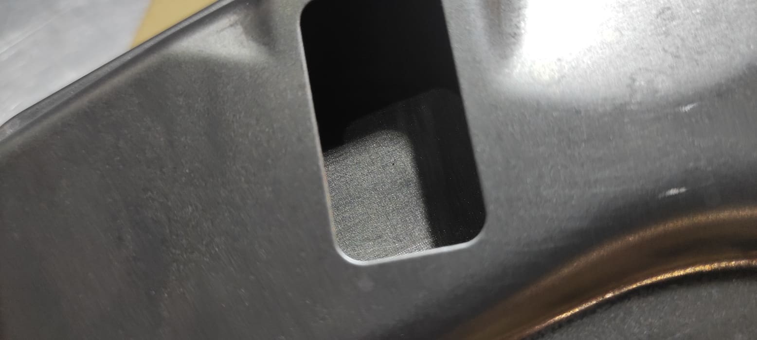 Сеточка фильтра чистая.